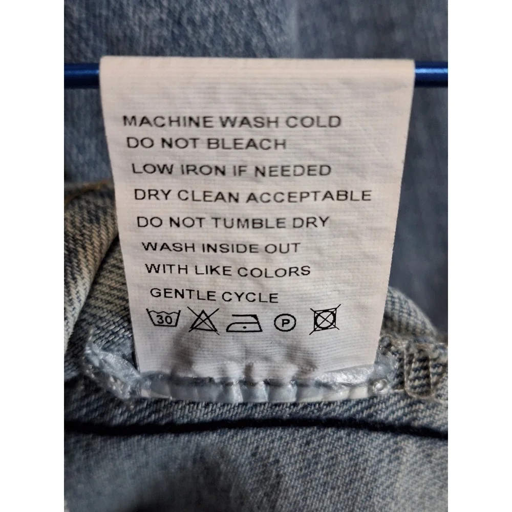 Luvamia Denim Jacket Women 3XL Blue Chest Pockets Classic Button Front - Picture 8 of 9